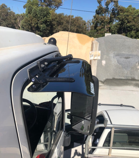 ISUZU - Drivers side sun visor